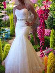 Trumpet/Mermaid Sweetheart Court Train Tulle Wedding Dresses With Beading