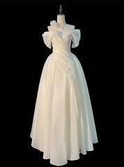 Unique White Satin Off the Shoulder Pleats Wedding Dresses