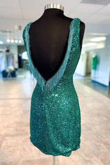 V-Neck Hunter Green Sequin Cutout Short Homecoming Dresses