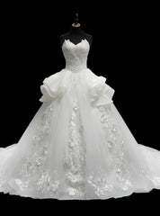 White Ball Gown Sweetheart Neck Tulle Appliques Train Wedding Dresses