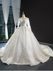 White Ball Gown Tulle Appliques Long Sleeve Wedding Dresses With Train