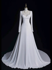 White Long Sleeve Square Neck Wedding Dresses