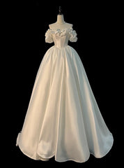 White Satin Flower Pearls Wedding Dresses