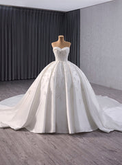 White Satin Strapless Sequins Beading Wedding Dresses