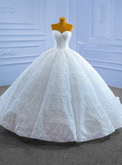 White Sequins Appliques Beading Sweetheart Wedding Dresses