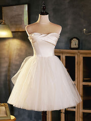 White Sweetheart Neck Tulle Short Prom Dresses, Light Champagne Homecoming Dresses