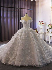 White Tulle 3D Appliques Beading Wedding Dresses