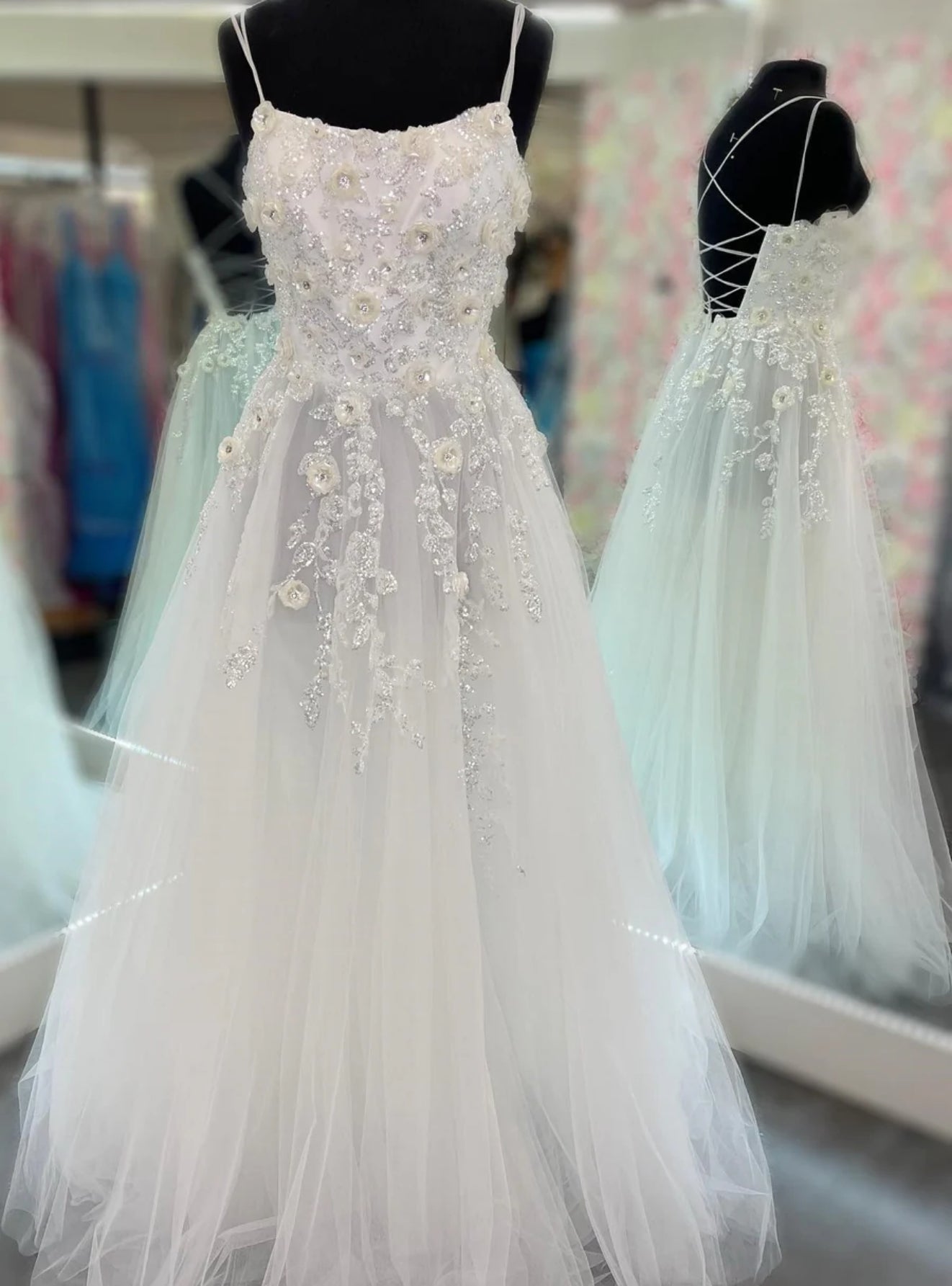 White Tulle Sequins Appliques Prom Dress