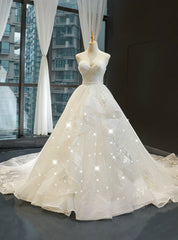 White Tulle Sequins Sweetheart Pleats Wedding Dresses With Train