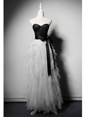 White Tulle Sweetheart Beading Prom Dresses