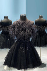 Zwarte A-lijn strapless Homecoming-jurk met veren