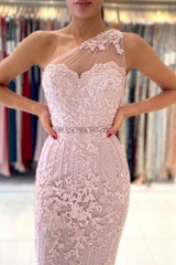 एक कंधे मरमेड पिंक लेस इवनिंग ड्रेस, मरमेड पिंक कॉकटेल ड्रेस, शॉर्ट पिंक लेस फॉर्मल ड्रेस