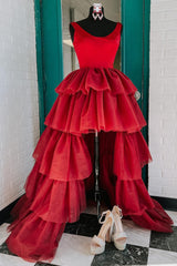 Червона сукня з високим рівнем дорівню