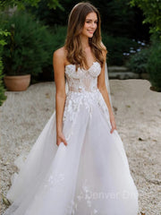 A-Line Sweetheart Sweep Train Tulle Wedding Dresses For Black girls With Appliques Lace