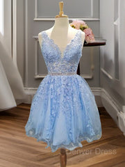 A-Line V-neck Short Tulle Homecoming Dresses For Black girls With Appliques Lace