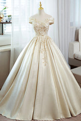 Champagne Satin Long Prom Dress Outfits For Women with Beaded, V-Neck Evening Party Dress