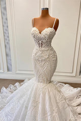 Charming Sleeveless Spaghetti Straps Mermaid Wedding Dress Outfits For Women with Ruffles