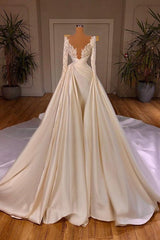Chic Long A-line Cathedral V-neck Satin Lace Wedding Dress Outfits For Women With Sleeves