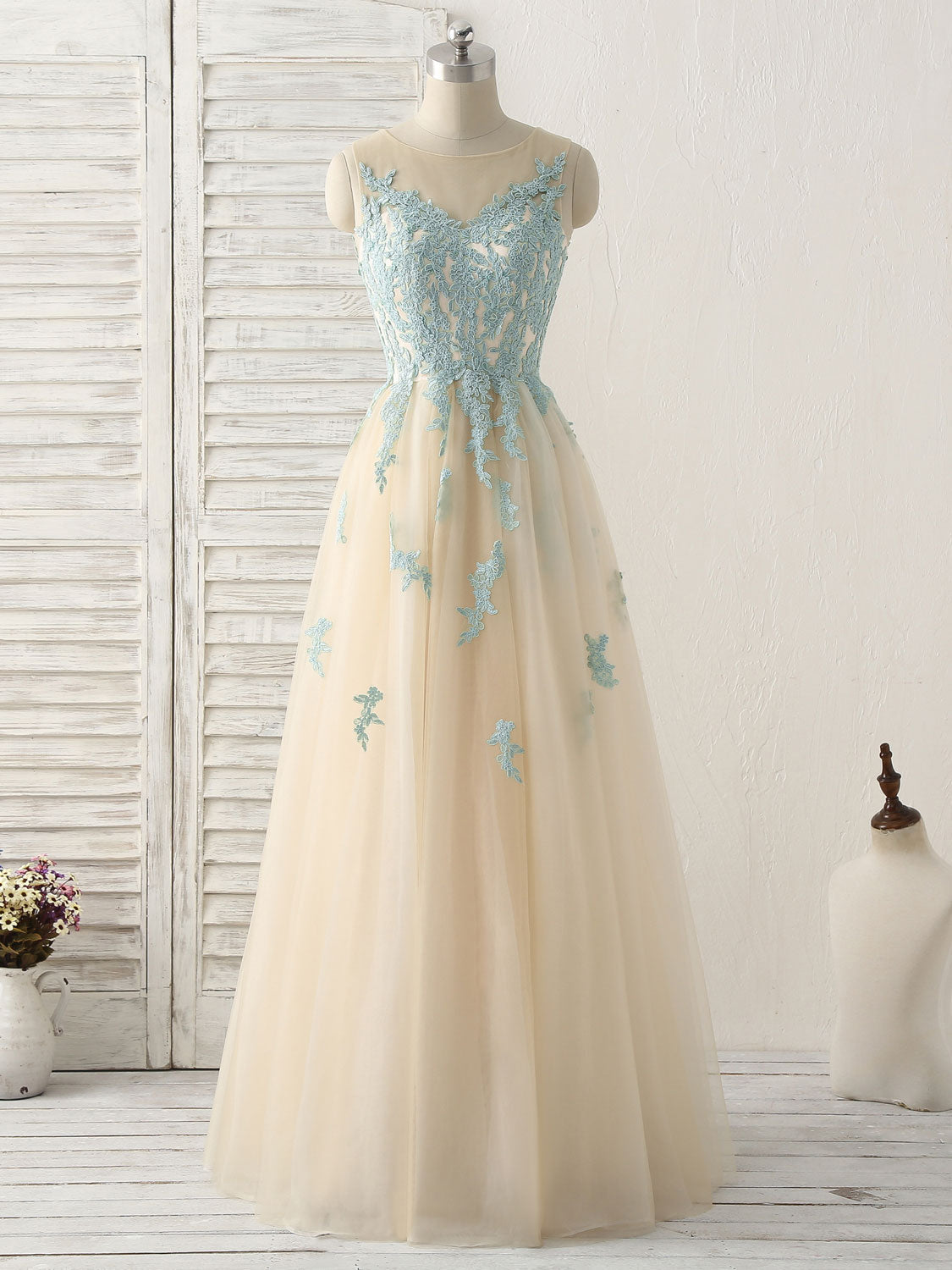 Cute Champagne Lace Long Prom Dress Outfits For Girls, A Line Tulle Bridesmaid Dress