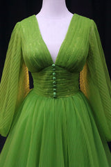 Green V-Neck Tulle Long Prom Dress Outfits For Girls, Long Sleeve Green Formal Evening Dress