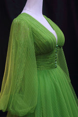 Green V-Neck Tulle Long Prom Dress Outfits For Girls, Long Sleeve Green Formal Evening Dress