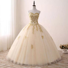 Light Champagne Ball Gown Party Dress Outfits For Girls, Sweet 16 Dress Outfits For Women with Gold Applique