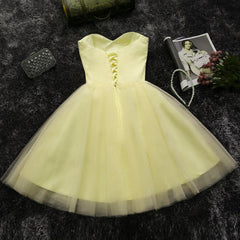 Light Yellow Tulle Short Beaded Sweetheart Homecoming Dress Outfits For Girls, Tulle Short Formal Dress