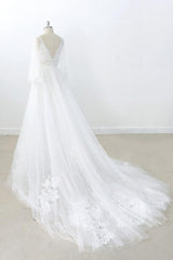 Long A-line V-neck Appliques Lace Tulle Backless Wedding Dress Outfits For Women with Sleeves