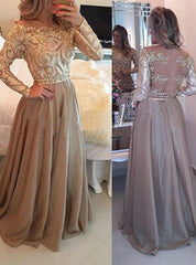 Champagne Beading Lace Rvrning Long Sleeves A Line Prom Dresses